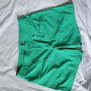 Womens reel legends shorts spf